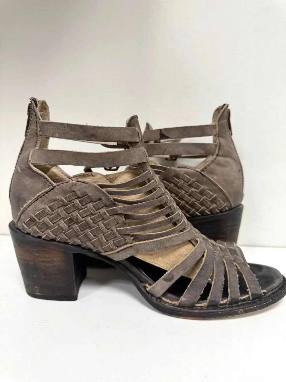 Freebird Todum Distressed Leather Wedge Sandal